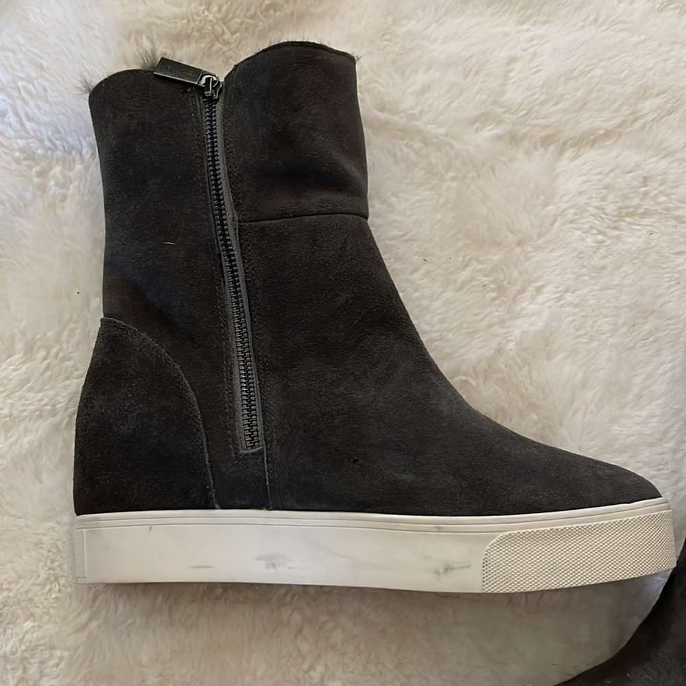 J Slides Sneaker Boots - Picture 3 of 6